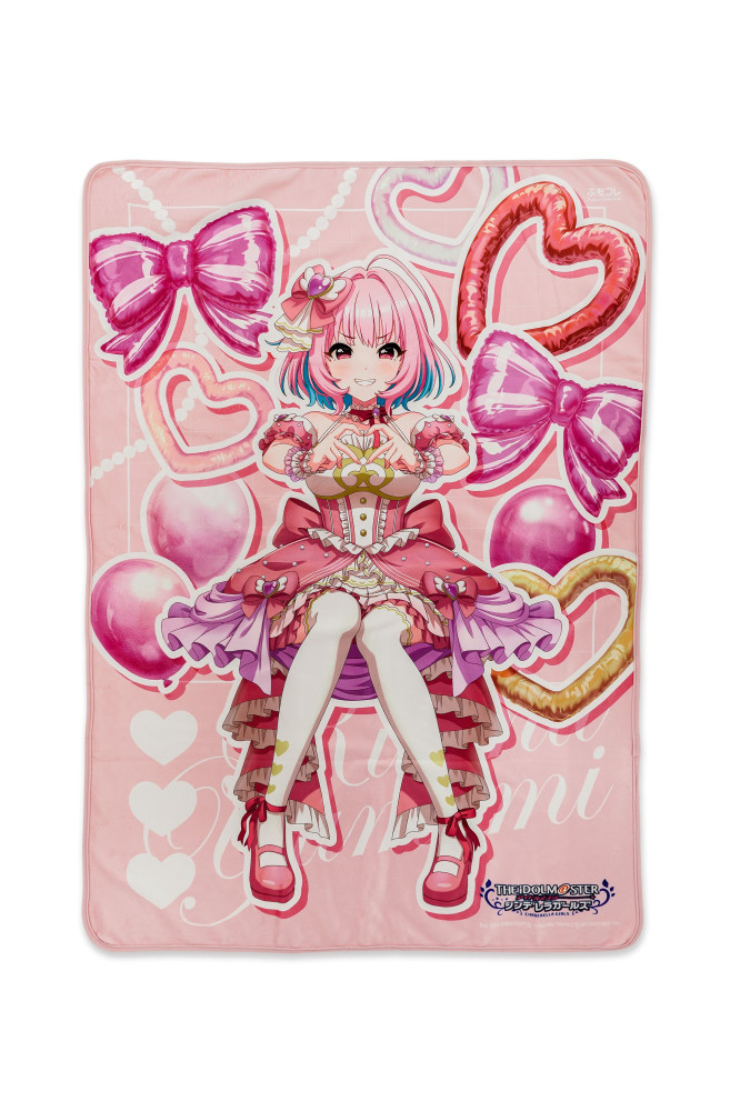シンデレラ】本格ゲーミングキーボードなどデスク周りを彩るアイテム
