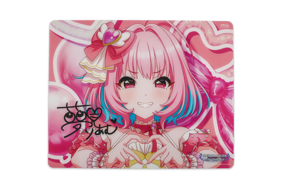 シンデレラ】本格ゲーミングキーボードなどデスク周りを彩るアイテム